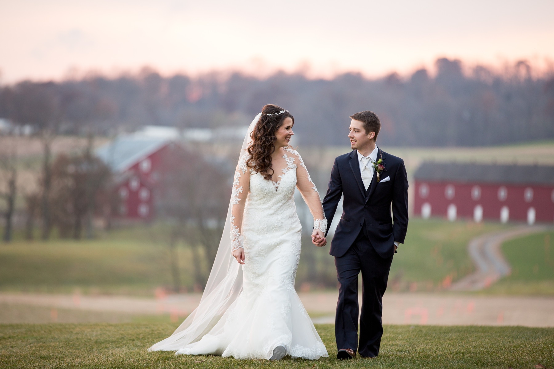 Harvest View Barn Hershey Farms Elizabethtown Pa wedding photography